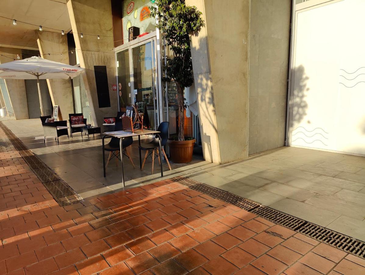 Hotel Voyager Sant Adrià de Besòs Esterno foto